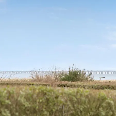 Сasa de vacaciones In With Kitchen